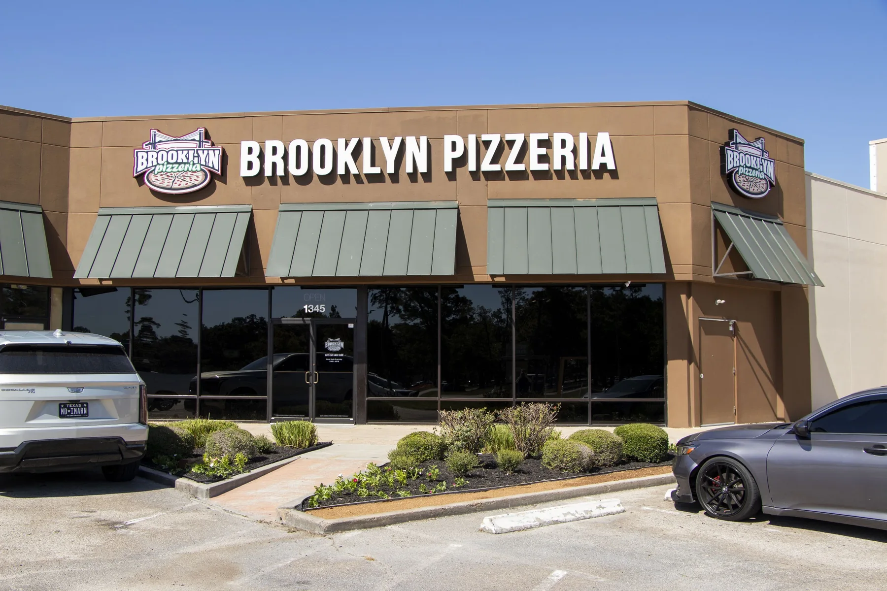 Brooklyn Pizzeria storefront in Kingwood