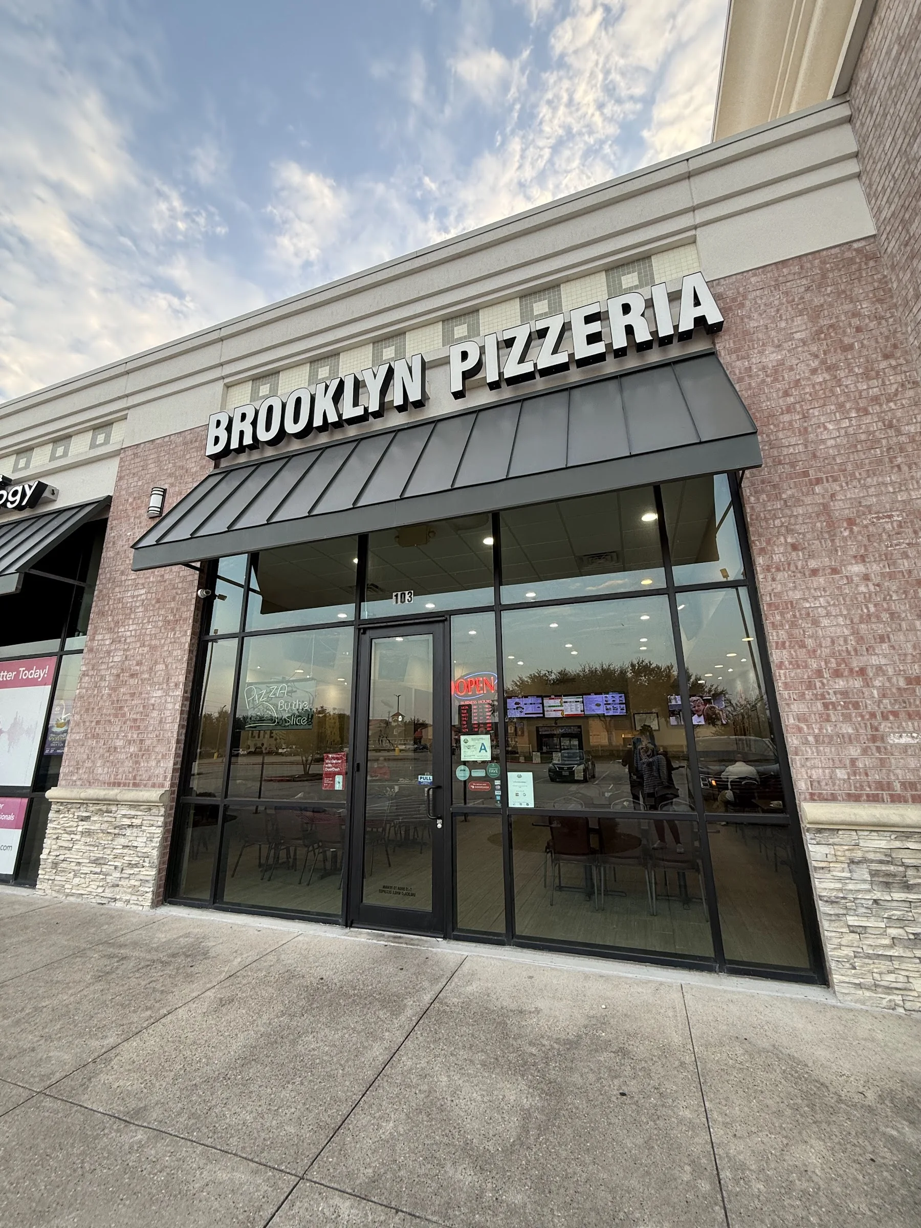 Brooklyn Pizzeria storefront in Pearland