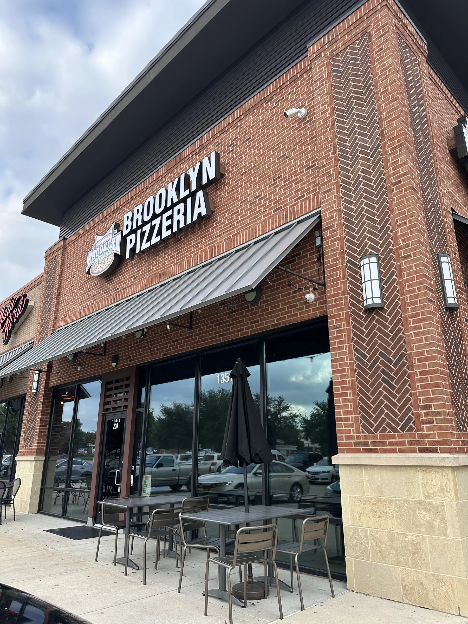 Brooklyn Pizzeria storefront in Sugar Land